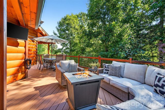 61 Majestic Path, Nebo, NC 28761