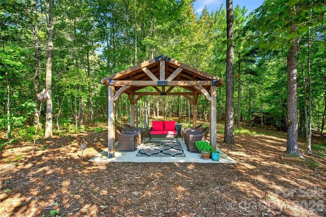 61 Majestic Path, Nebo, NC 28761