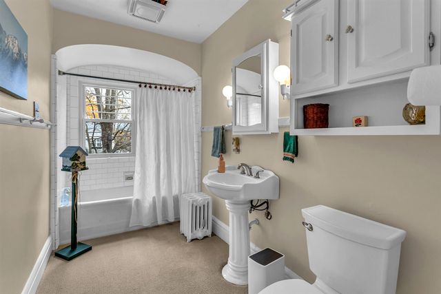 218 4th Street, Jackson, MI 49201