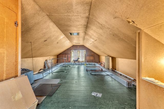 218 4th Street, Jackson, MI 49201