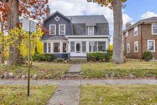 218 4th Street, Jackson, MI 49201