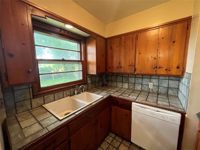511 Fleetwood Drive, Norman, OK 73072