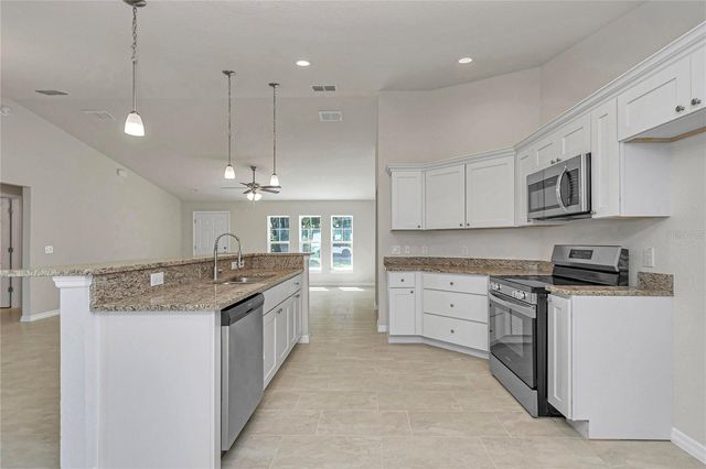 8677 SE 157TH PLACE, Summerfield, FL 34491