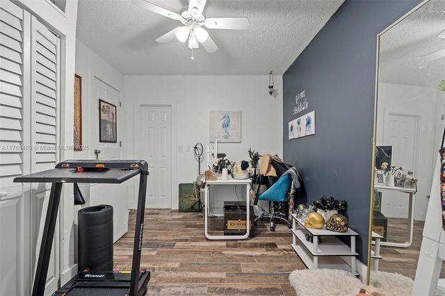 20025 NE 6th Ct Cir, Miami, FL 33179