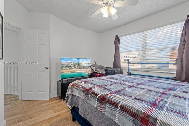 20025 NE 6th Ct Cir, Miami, FL 33179