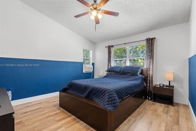 20025 NE 6th Ct Cir, Miami, FL 33179