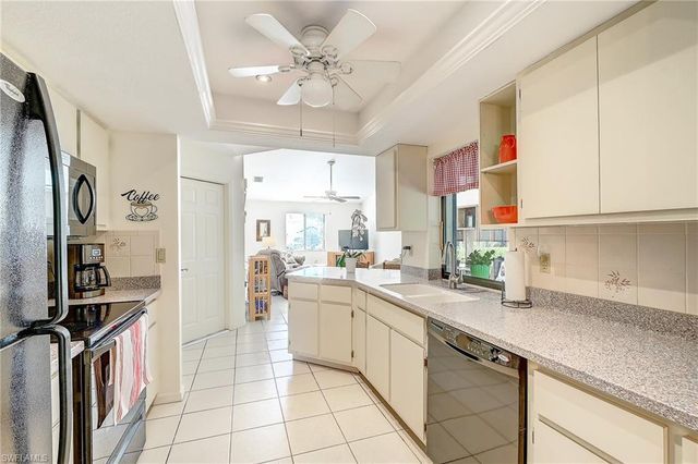 4492 Pine Hill CT, St. James City, FL 33956