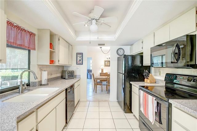 4492 Pine Hill CT, St. James City, FL 33956