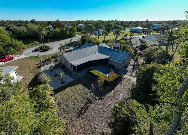 4492 Pine Hill CT, St. James City, FL 33956