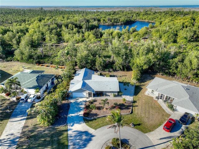 4492 Pine Hill CT, St. James City, FL 33956