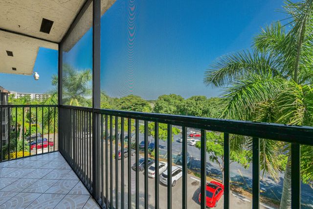 5570 NW 44TH Street 509A, Lauderhill, FL 33319
