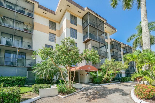 5570 NW 44TH Street 509A, Lauderhill, FL 33319