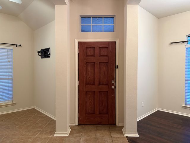 5827 Silver Sage Lane, Grand Prairie, TX 75052