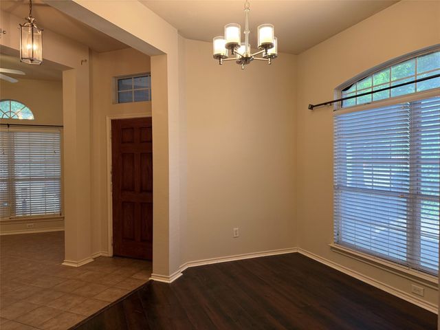 5827 Silver Sage Lane, Grand Prairie, TX 75052
