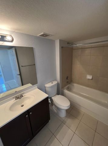 6769 Heritage Grande 2103, Boynton Beach, FL 33437