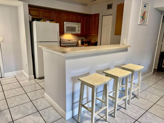 6769 Heritage Grande 2103, Boynton Beach, FL 33437