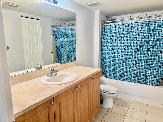 6769 Heritage Grande 2103, Boynton Beach, FL 33437