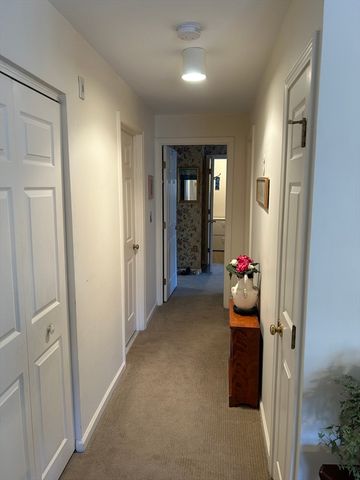 97 Anderer Ln 202, Boston, MA 02132