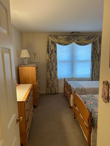 97 Anderer Ln 202, Boston, MA 02132