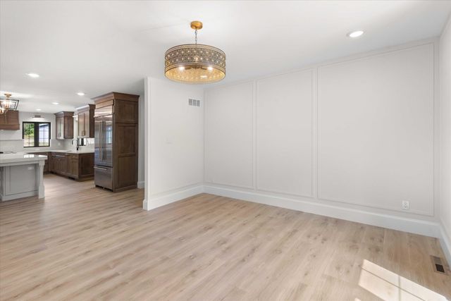 2675 W MILL CREEK CT, Columbia, MO 65203