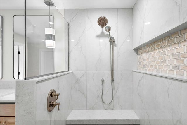 2675 W MILL CREEK CT, Columbia, MO 65203