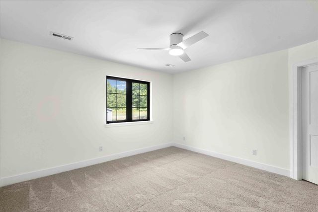 2675 W MILL CREEK CT, Columbia, MO 65203