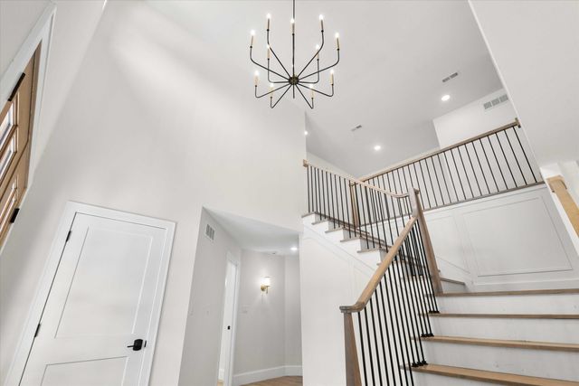 2675 W MILL CREEK CT, Columbia, MO 65203
