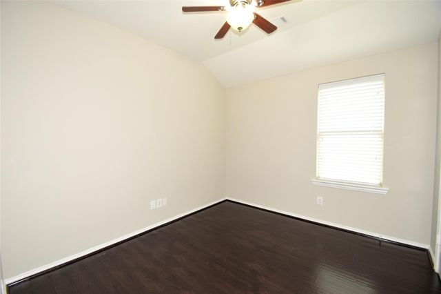 222 Golden Grain Drive, Rosenberg, TX 77469