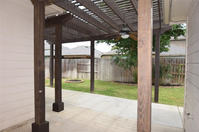 222 Golden Grain Drive, Rosenberg, TX 77469