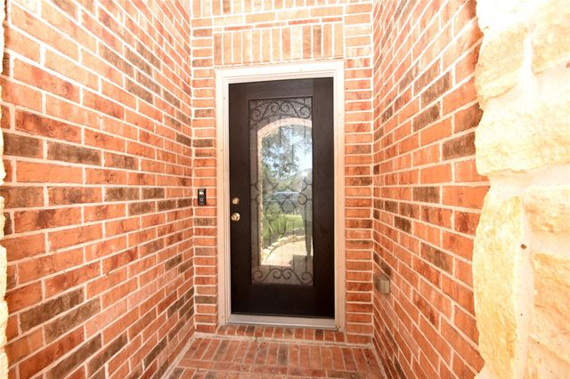 222 Golden Grain Drive, Rosenberg, TX 77469