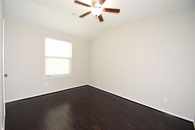 222 Golden Grain Drive, Rosenberg, TX 77469