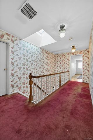 100 Birch Hill Drive, Albertson, NY 11576