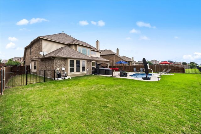 1056 Knoxbridge Road, Forney, TX 75126
