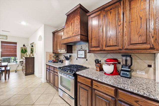 1056 Knoxbridge Road, Forney, TX 75126