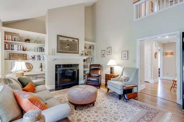 54 DEER FORD DR, Lancaster, PA 17601
