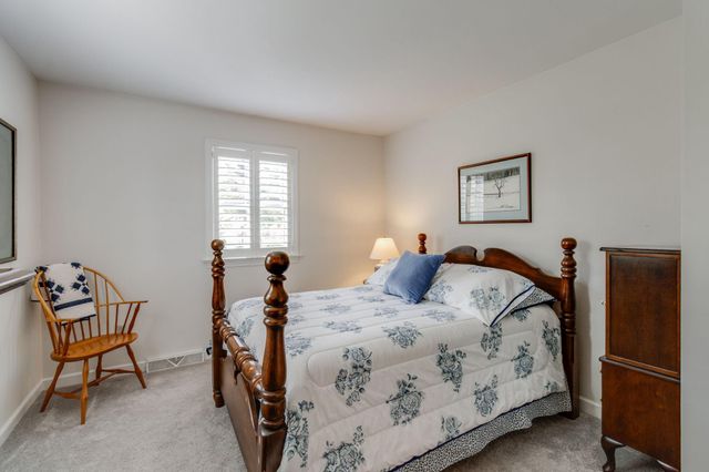 54 DEER FORD DR, Lancaster, PA 17601