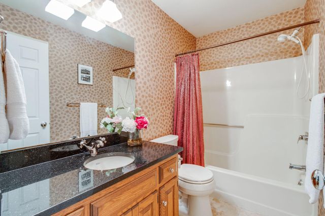 54 DEER FORD DR, Lancaster, PA 17601