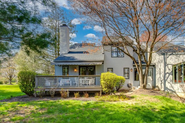 54 DEER FORD DR, Lancaster, PA 17601