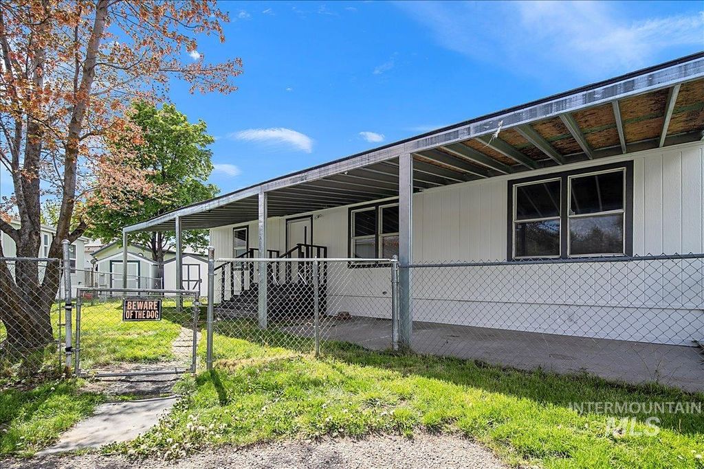 4403 High Valley Ave, Nampa, ID 83687 photo 3