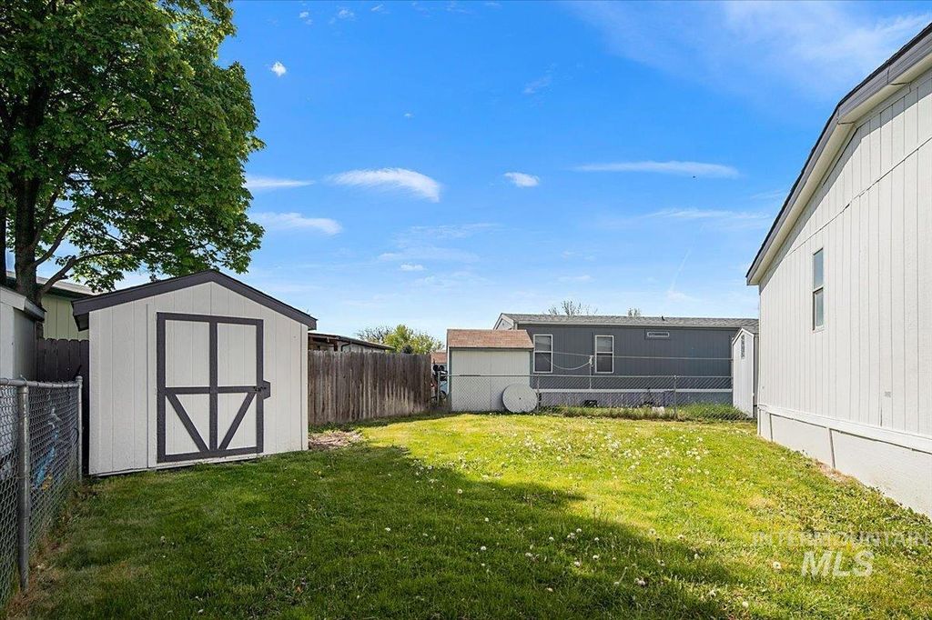 4403 High Valley Ave, Nampa, ID 83687 photo 4