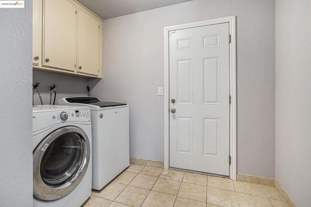 1718 Yellowstone Dr, Antioch, CA 94509