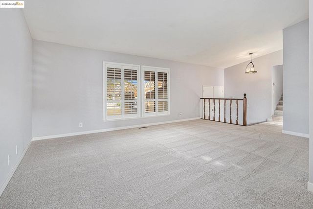 1718 Yellowstone Dr, Antioch, CA 94509