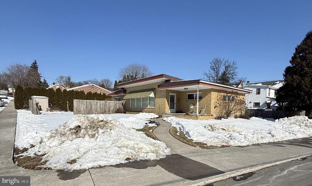 209 PERSHING AVE, Lebanon, PA 17042