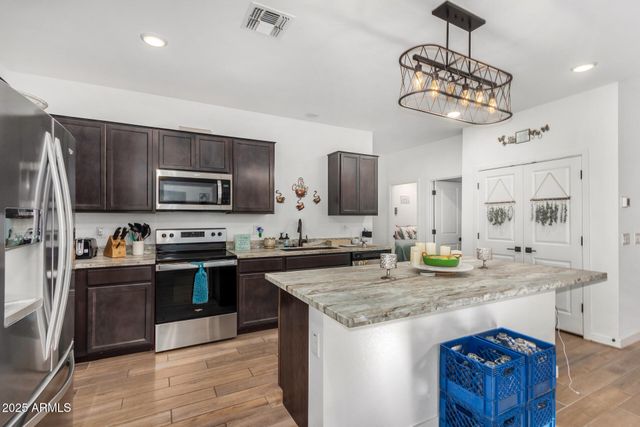 17028 W DIANA Avenue, Waddell, AZ 85355