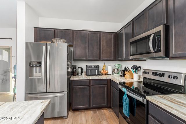 17028 W DIANA Avenue, Waddell, AZ 85355