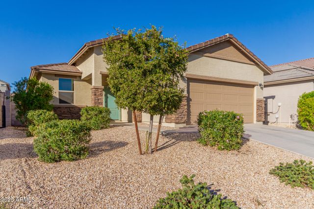 17028 W DIANA Avenue, Waddell, AZ 85355