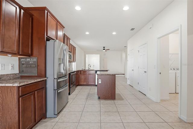 1724 PASSAGE KEY LANE, Ruskin, FL 33570