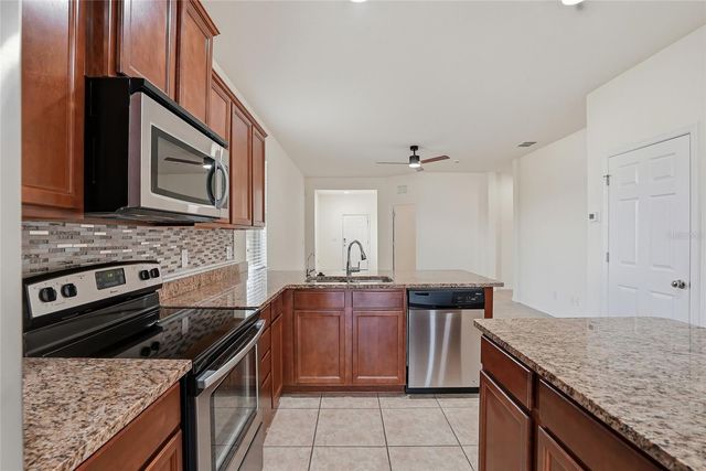 1724 PASSAGE KEY LANE, Ruskin, FL 33570