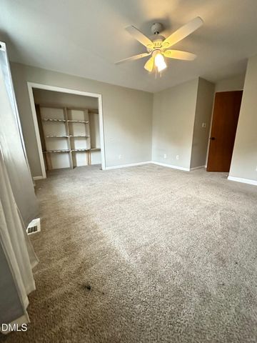 322 Junction Road Apt 28h, Durham, NC 27703