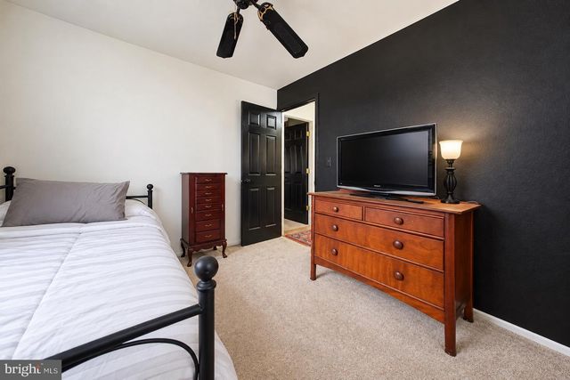 105 MCINTOSH RD, Cherry Hill, NJ 08003